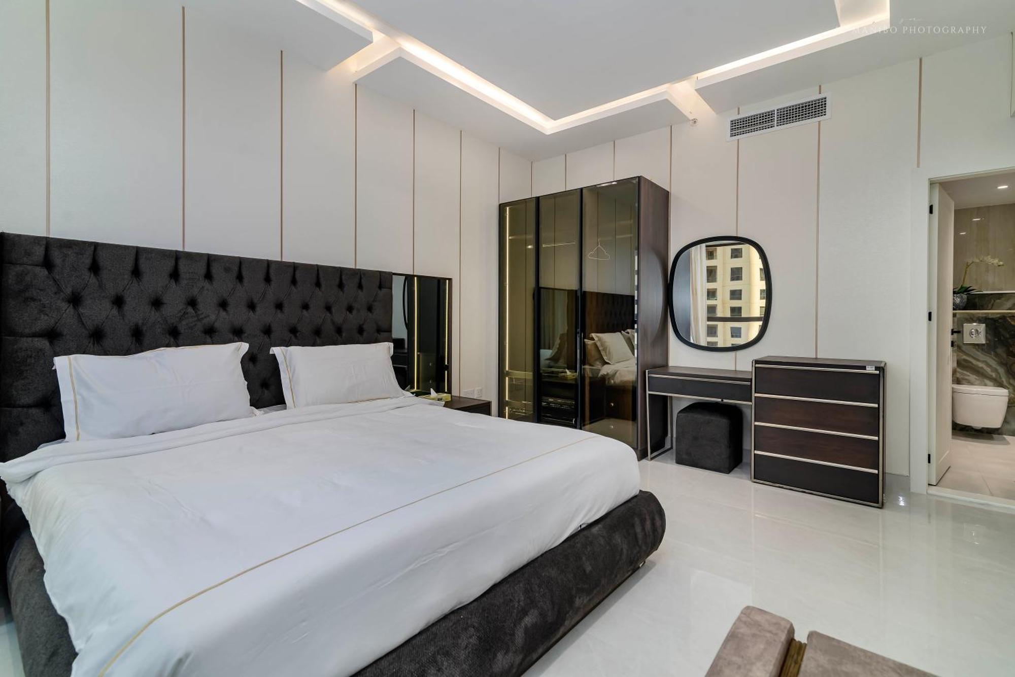 Апартаменты Usmans 4Bdrm Jbr Sadaf Next To Ritz Carlton Walk Дубай Экстерьер фото