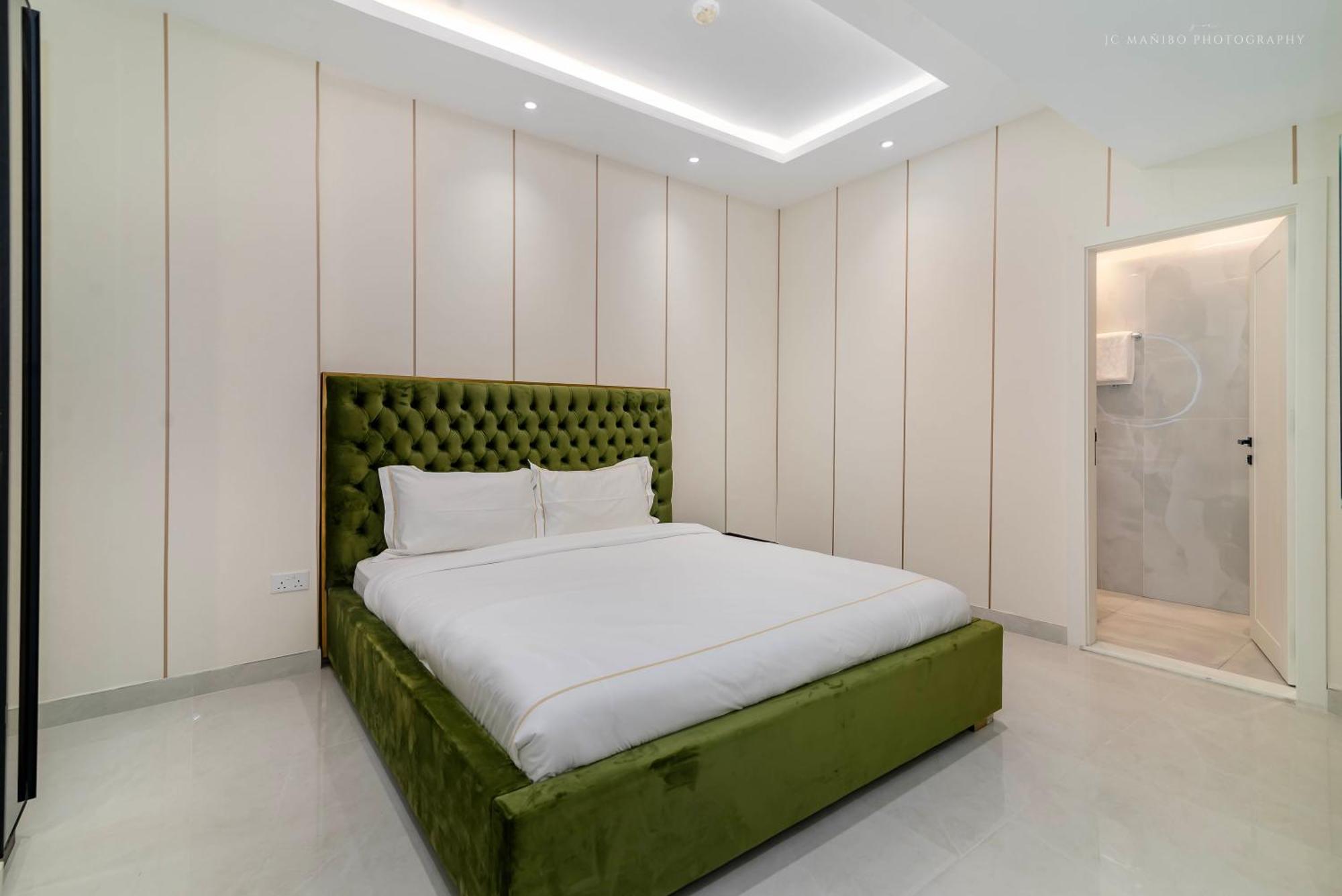 Апартаменты Usmans 4Bdrm Jbr Sadaf Next To Ritz Carlton Walk Дубай Экстерьер фото